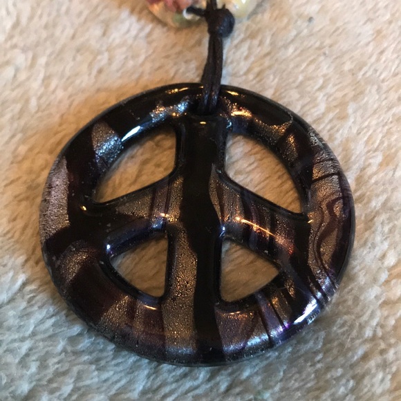 Necklace - Picture 3 of 4